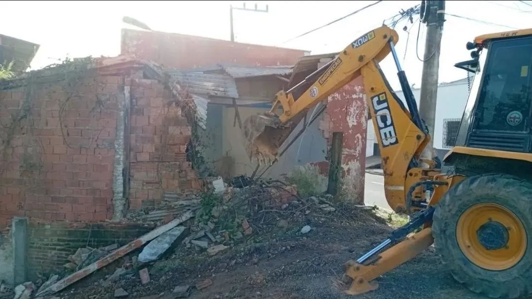 Retirada de entulho e demolição  - Foto 4