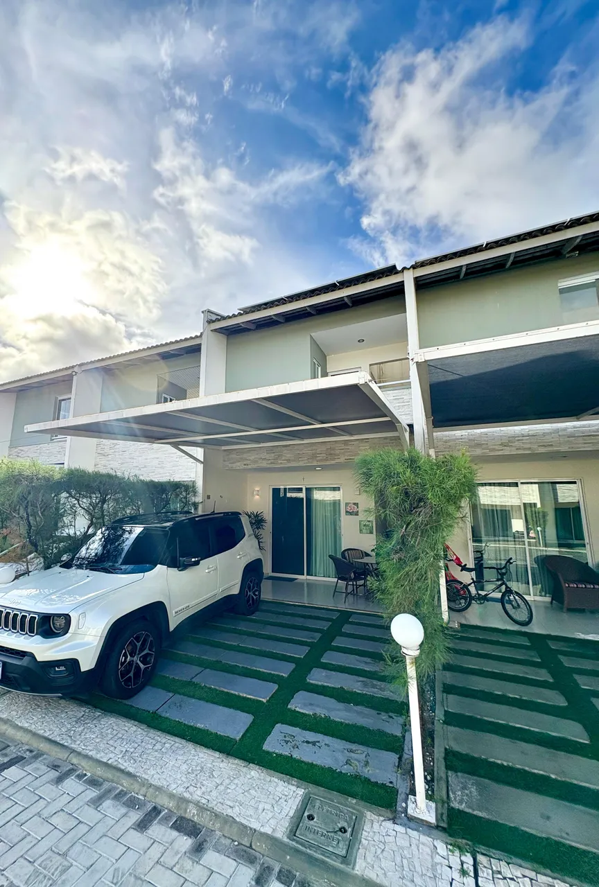Casa Duplex em Condomínio com Lazer Completo na Lagoa Redonda!