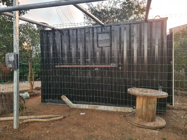 Vendo contêiner marítimo 4x2,5