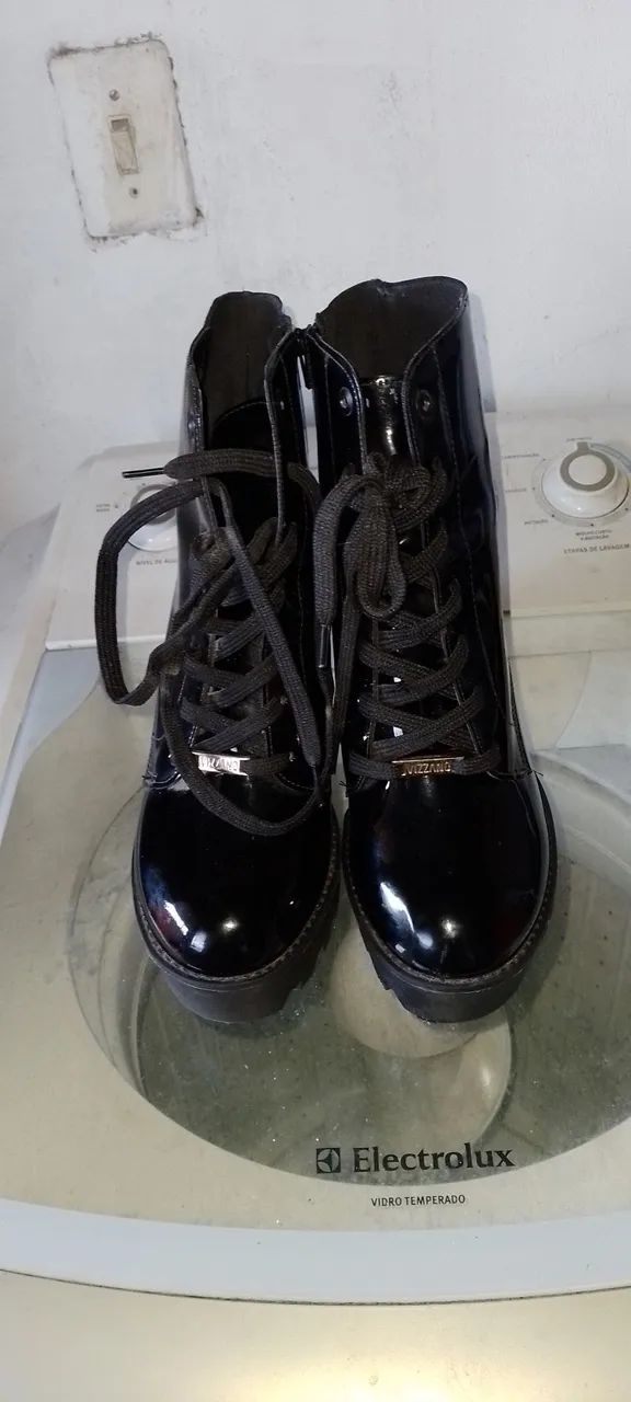 Bota Feminina Vizzano Verniz Preta