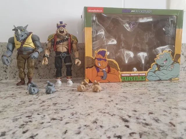  Rocksteady e Bebop - Marca Neca com Caixa - Foto 2
