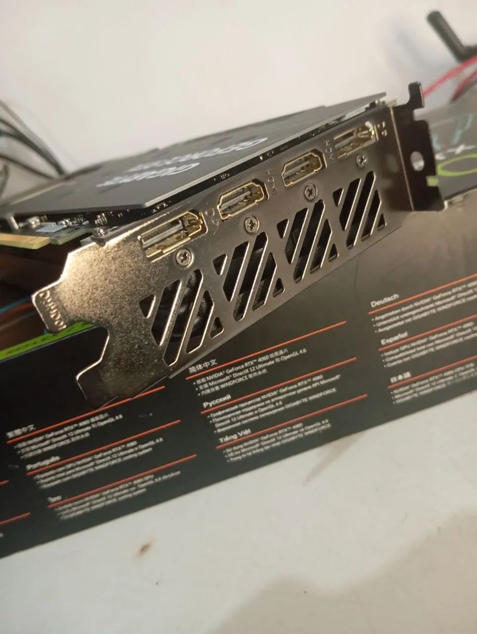 Placa de Vídeo Gigabyte GeForce RTX 4060 - Foto 4