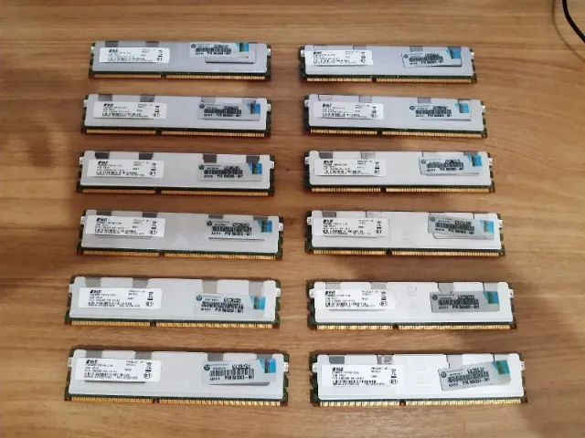 Vendo Lote com 12 Memórias Smart PC3 10600R 4Gb