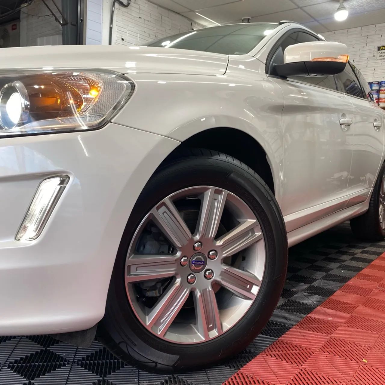 Volvo xc60 T5 2017  - Foto 4