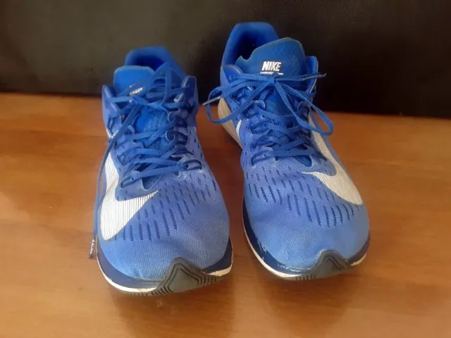Tênis Nike Zoom Fly tamanho 45 (US 13) com Placa de Carbono