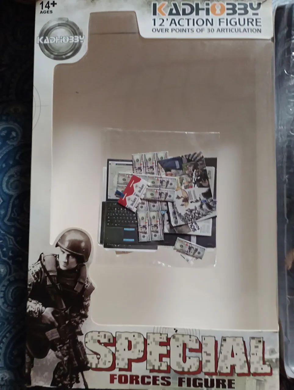 Boneco escala 1/6 com 30 centímetros articulado  - Foto 3