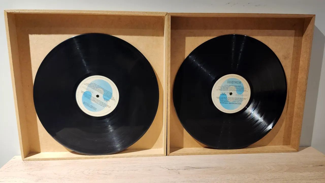 Deus nas Acúia - LP Nacional e internacional  1992 Disco de vinil - Foto 5