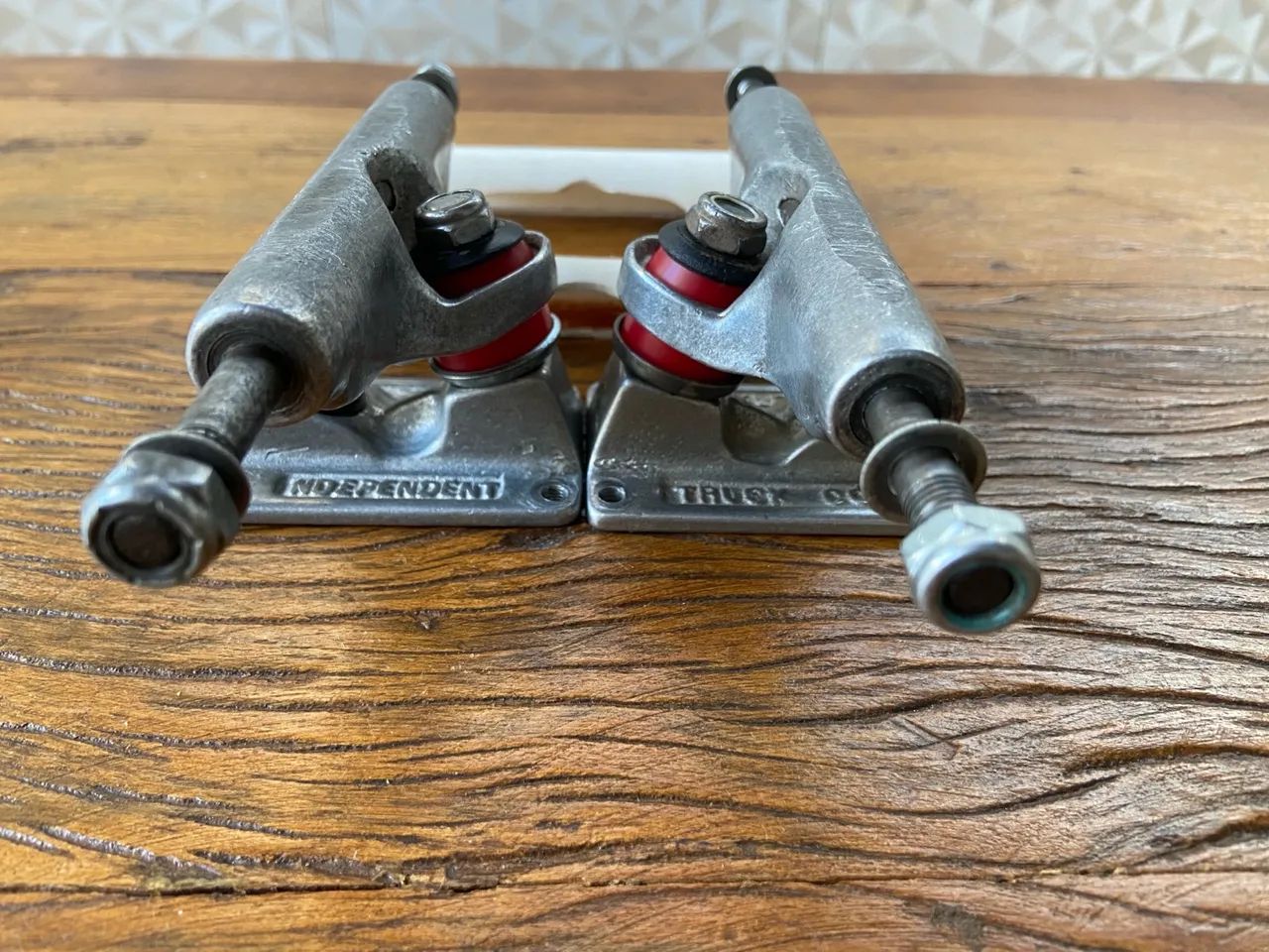 Truck Independent Stage2 skate antigo Old School n tracker gullwing - Foto 5