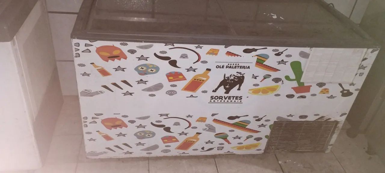 Freezer Vertical Expositor Metalfrio grande - Foto 4