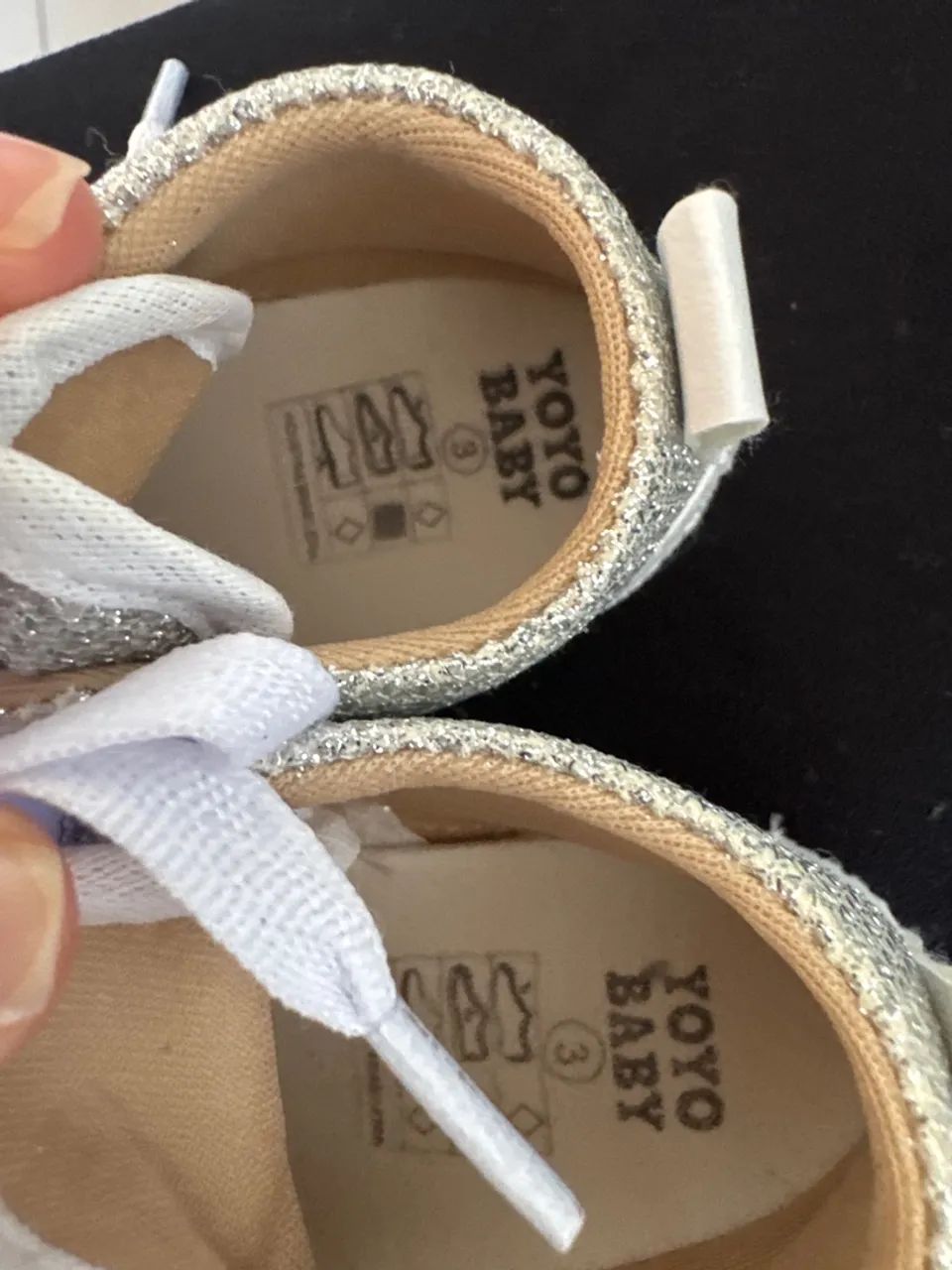 Tênis prata - ideal para batizado - Foto 3