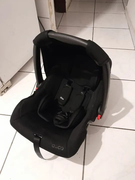 Bebê conforto cosco semi Novo unissex 