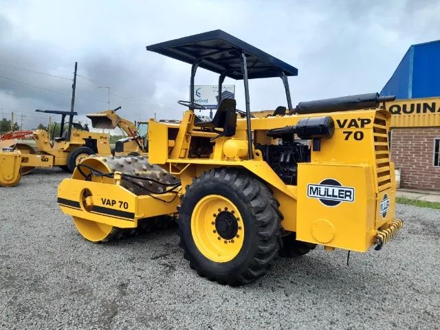 Rolocompacatdor muller Vap70 ano 1981 pé carneiro - Foto 4