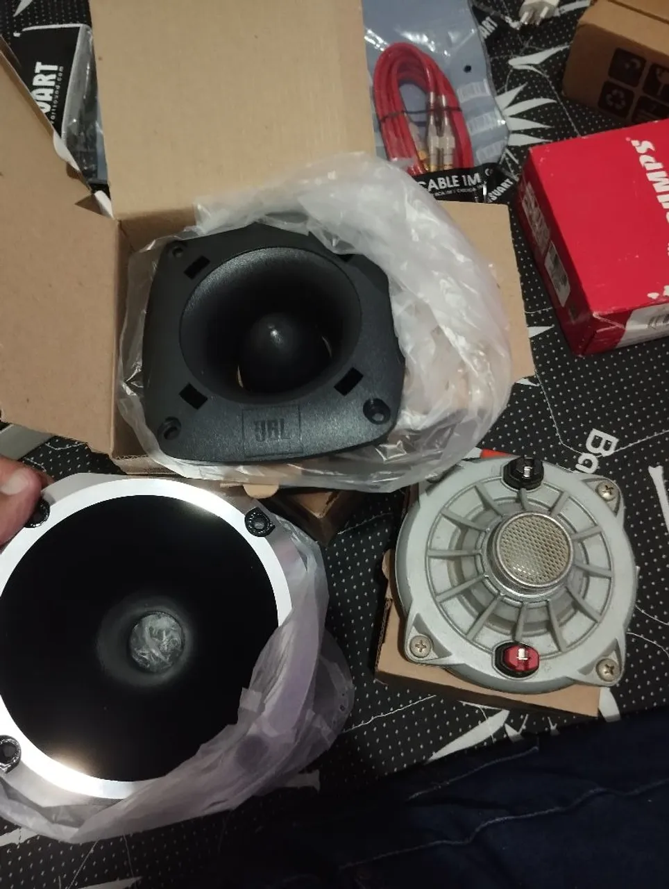 Drivers e Corneta JBL para Som Automotivo