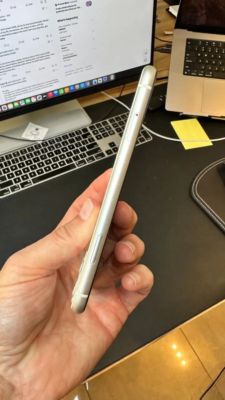 iPhone 11 64 GB Original iOS 18.6.2 Muito Conservado - Foto 4