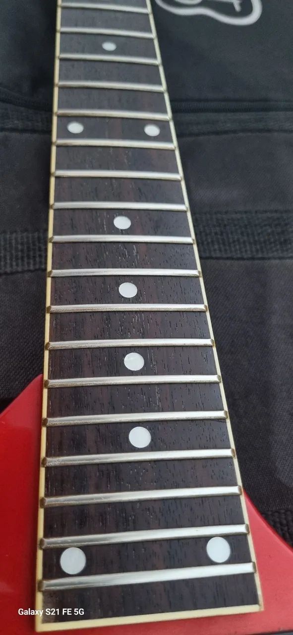 Guitarra Ibanez Rg270 com case e alavanca - Foto 2