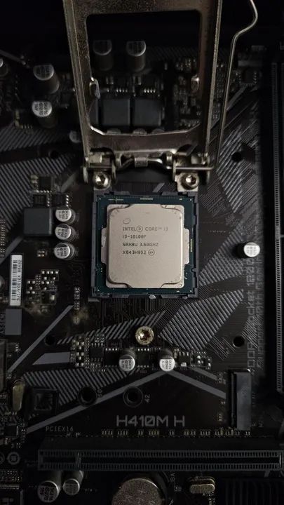 Processador i3 10100F, em excelente estado