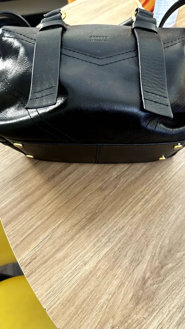 Bolsa em couro da Schutz- modelo bau - Foto 3