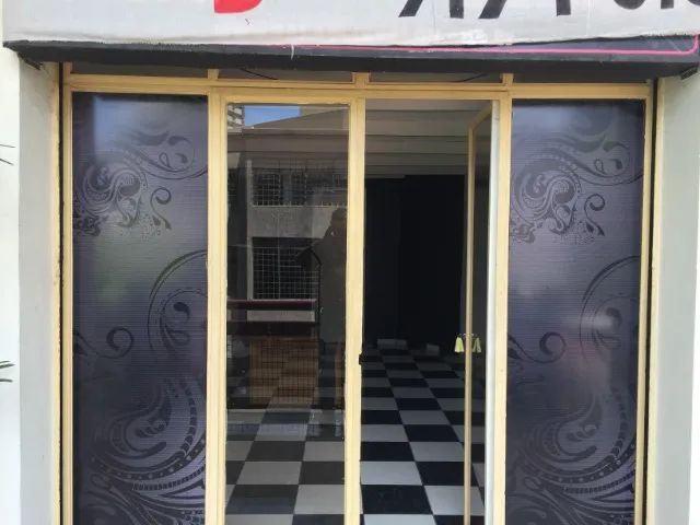 Loja na Savassi 48m². Ótima visualização das ruas Pernambuco e Tomé de Souza