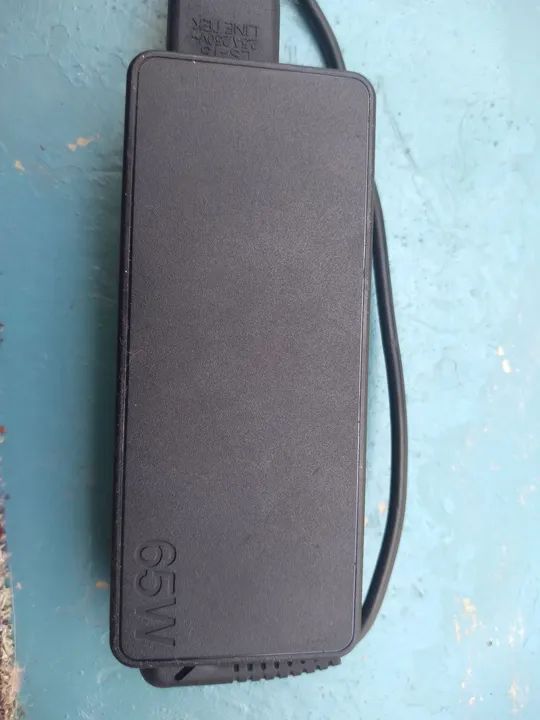 Carregador Notebook 65W