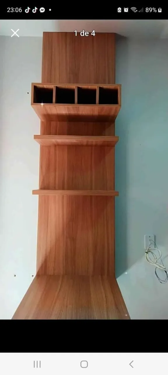 Mesa e adega painel