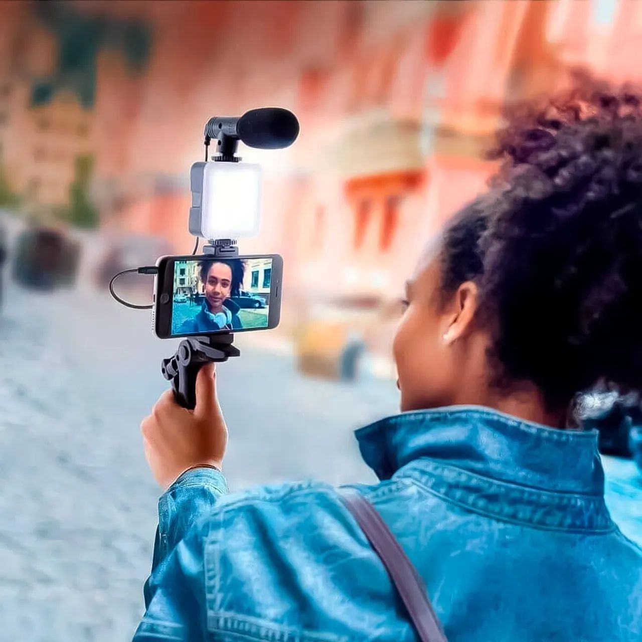 Kit de Gravação 5 em 1 para Celular Tripé, LED, Microfone e Controle Remoto Novo/Nota - Foto 3