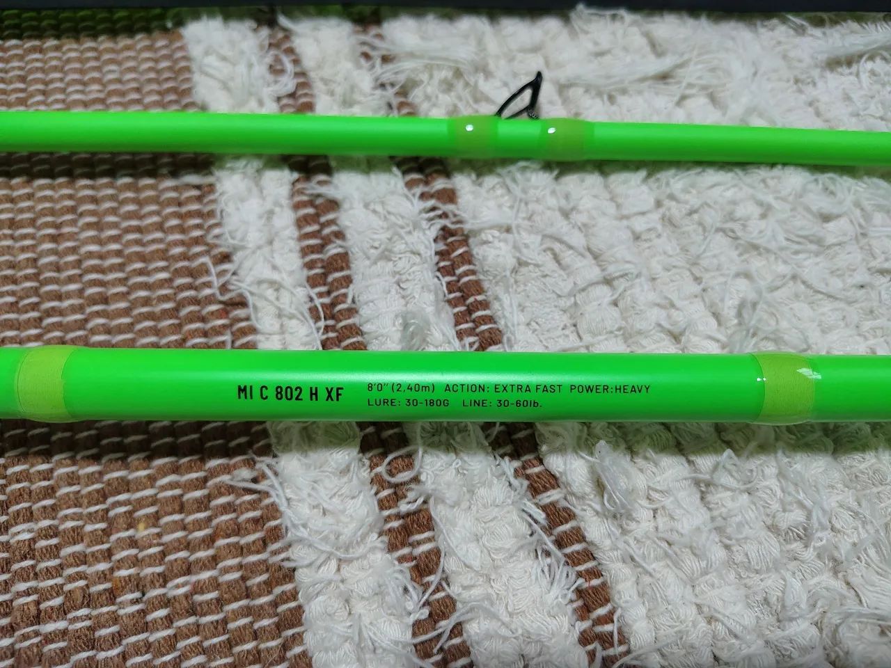 Vara Daisen Midori Limited Edition 60 libras 2.40mt carbono 30 tons  - Foto 3