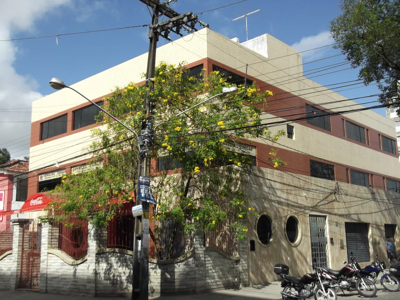 Salas comerciais para alugar em Santo Amaro - Recife - PE