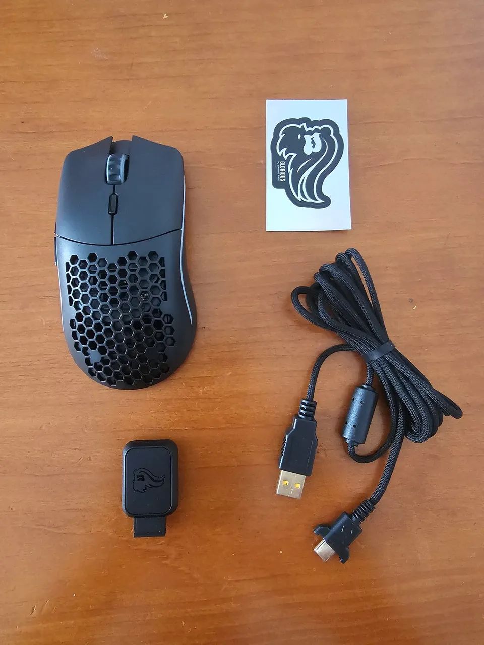 Mouse gamer glorius wireless 