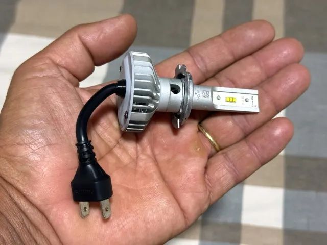 Lampada LED Philips H7 Ultinon - Foto 2