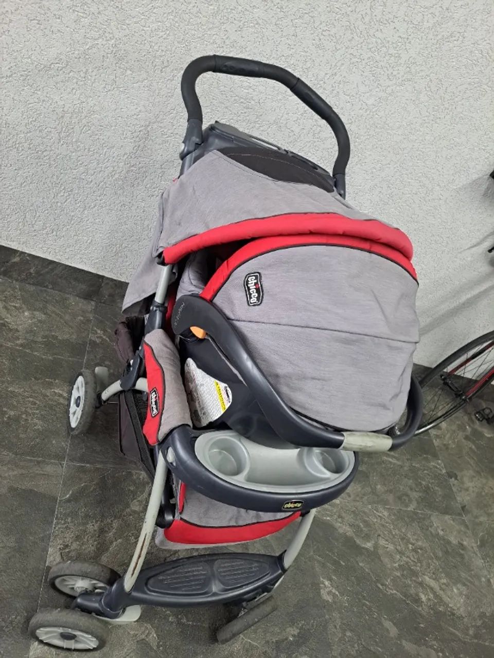 CARRINHO DE BEBÊ COMPLETO CHICCO  (CARRINHO+ BEBÊ CONFORTO +BASE PARA CARRO)