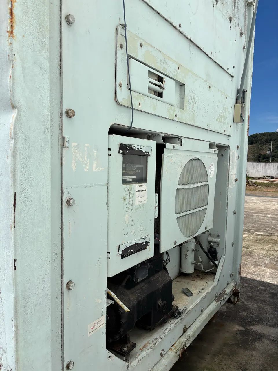 Container refrigerado 20 pés com divisória dupla - Foto 4