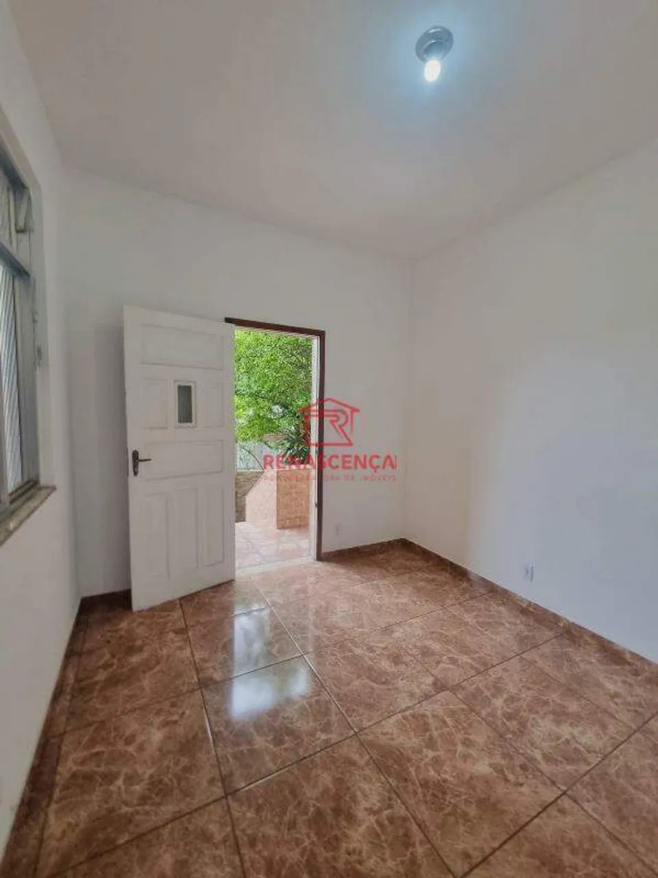Excelente Casa com 2 Quartos no Tanque! - Foto 3