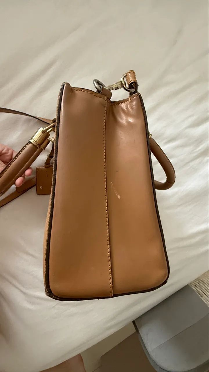 Bolsa SCHUTZ com alça longa - Foto 4