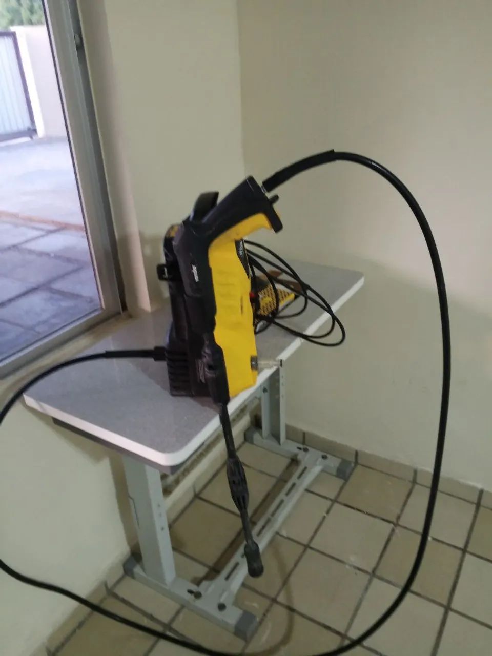 Lavadora de alta  pressão 