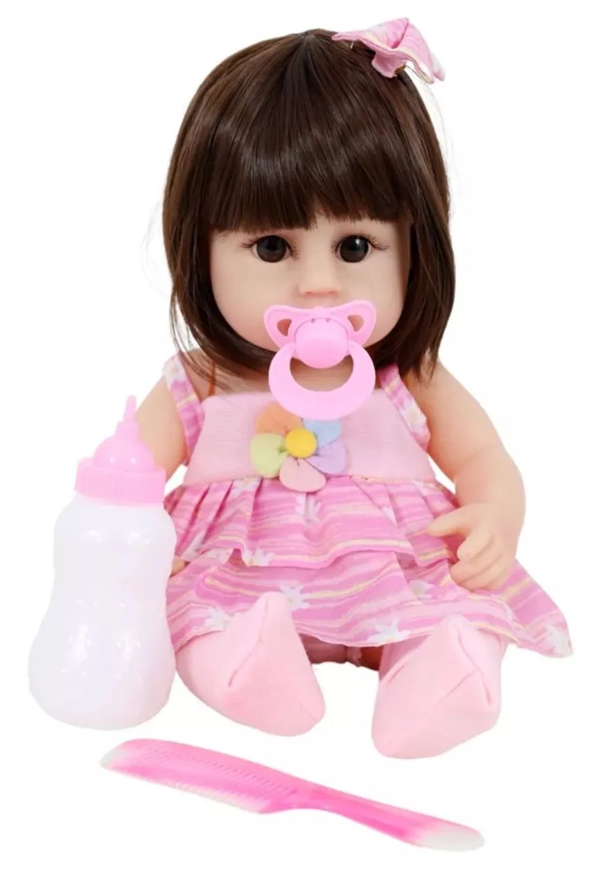 Boneca bebe reborn com roupinhas e acessorios LINDA! Acompanha caixa e Certidao