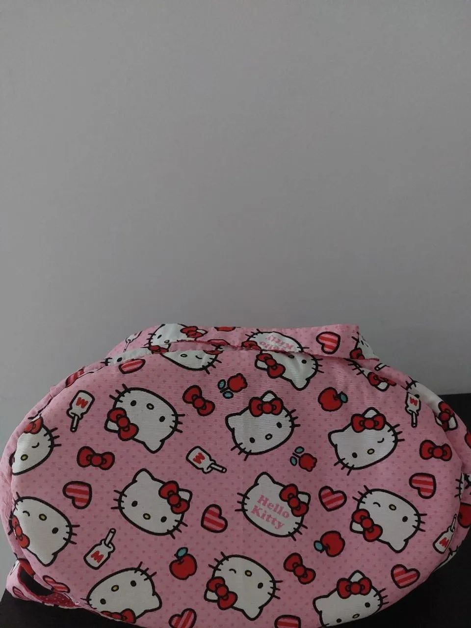 VENDO BOLSA NOVA TEMÁTICA HELLO KITTY! - Foto 5