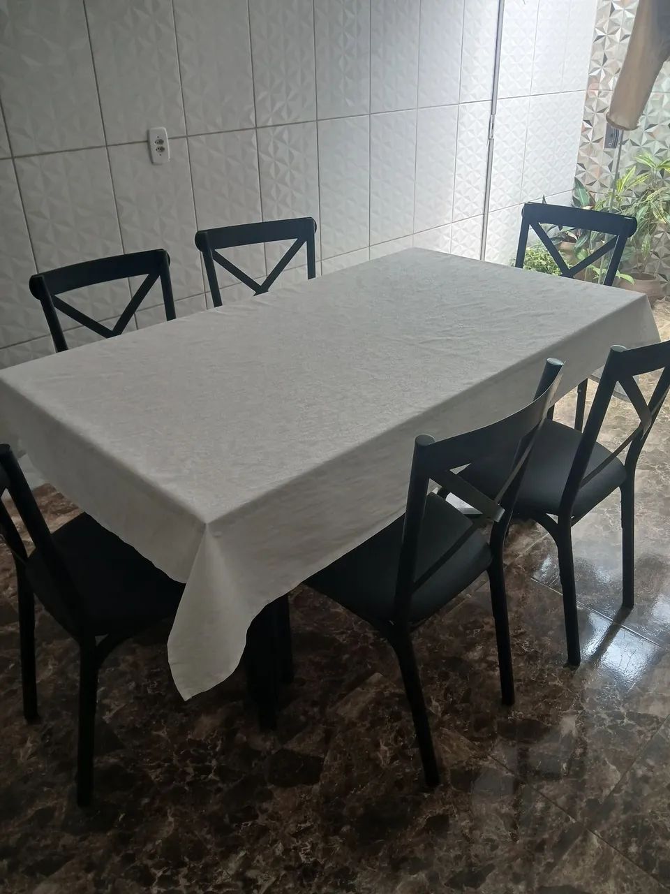 MESA 6 LUGARES EXTREMAMENTE CONSERVADA - Foto 4