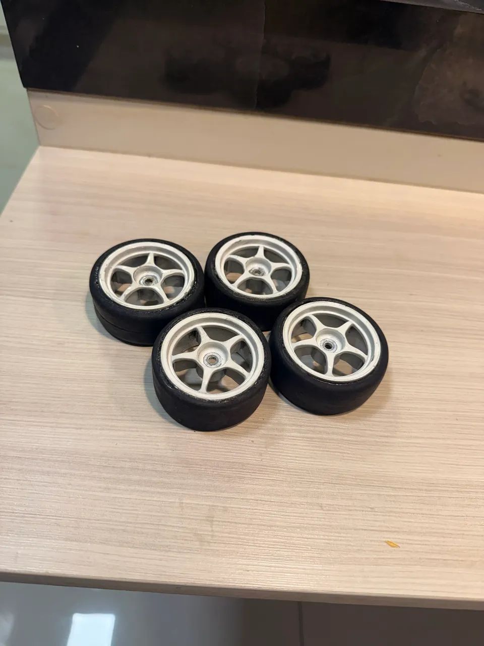 Roda automodelo 1/10  - Foto 3