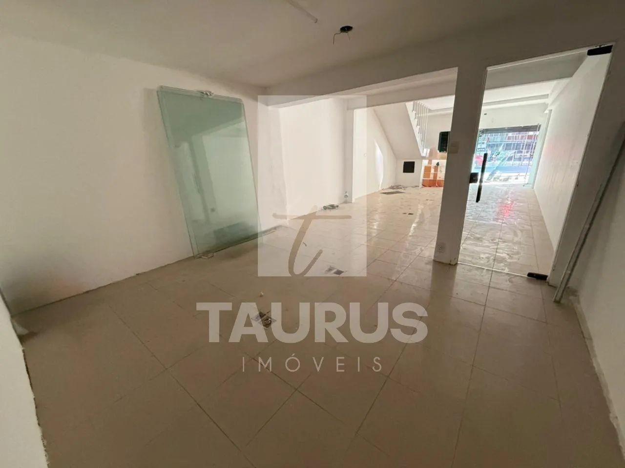 Loja para comprar ou alugar com 80m², 2 vagas, em Moema, São Paulo-SP. - Foto 3