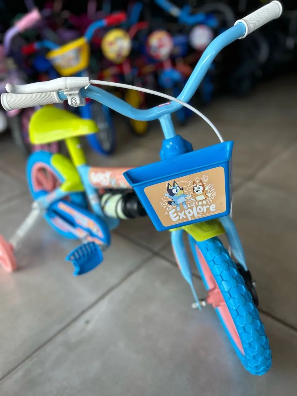 Bicicleta Infantil Bluey - Nova - Foto 5
