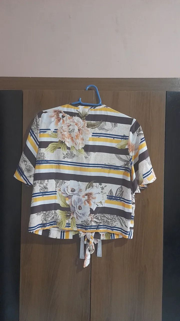 Blusa estampada usada G - Foto 2