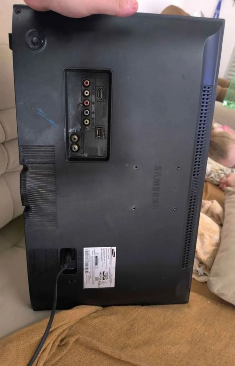 Pra retirar peças 24 polegadas Samsung  - Foto 2