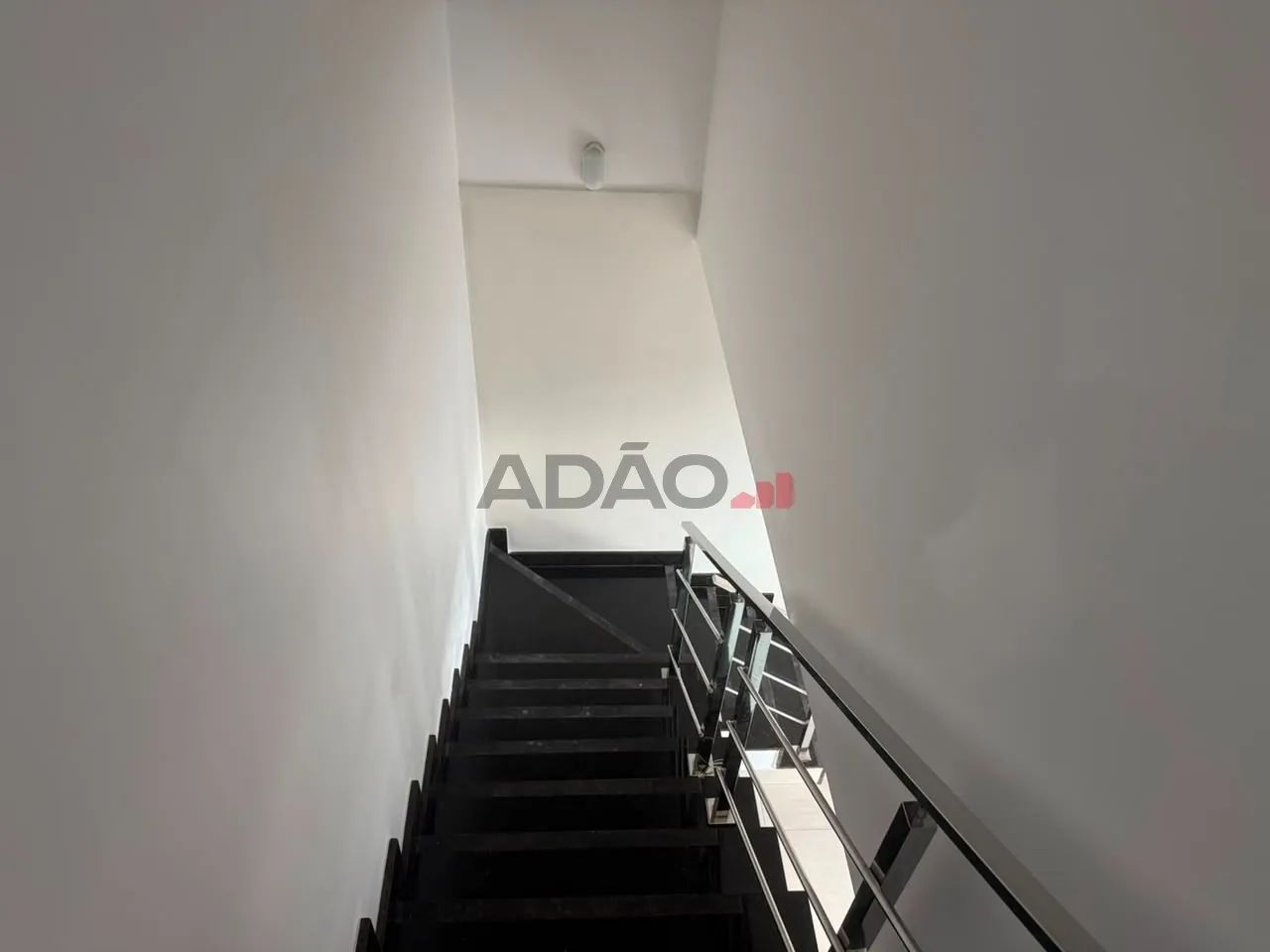 DUPLEX COM 2 SUÍTES PRÓXIMO AO SHOPPING FLAMBOYANT - Foto 5