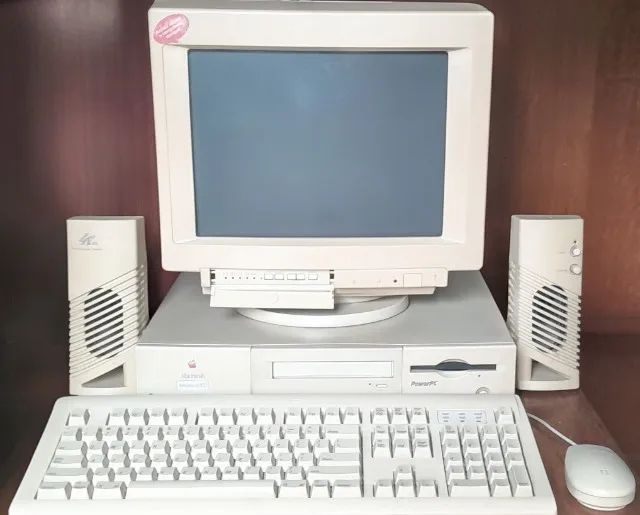 Macintosh Performa 6115CD - Computadores e Desktops - Jardim