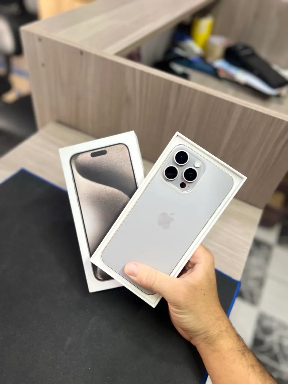 IPHONE 15 PRO MAX 512GB - Foto 2