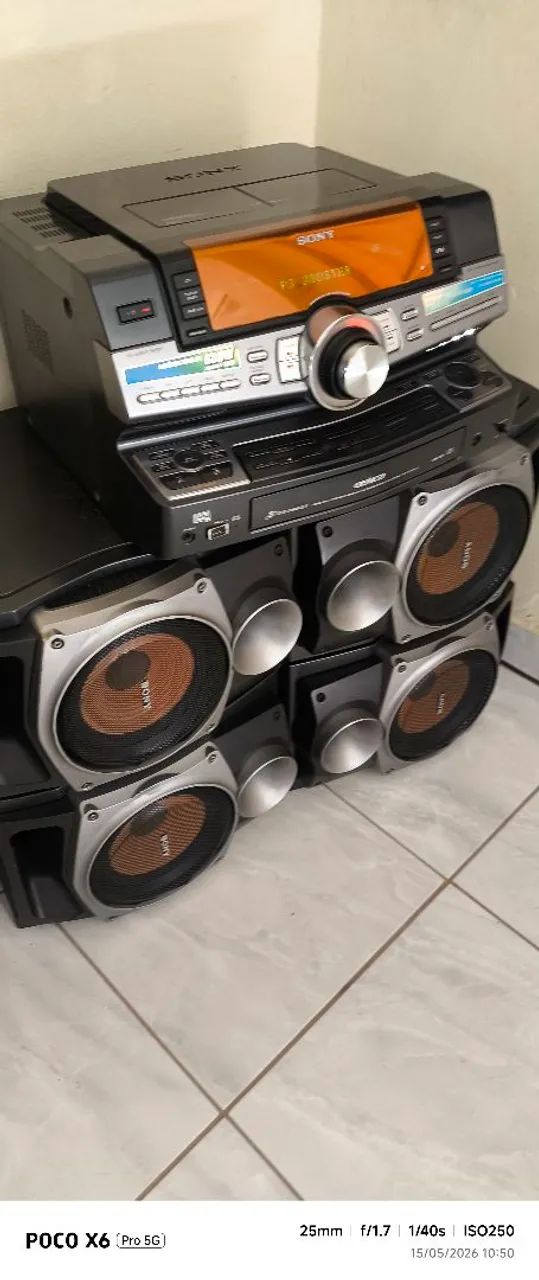 Som Sony genis fst-zux9 bluetooth USB CD MP3 rádio auxiliar