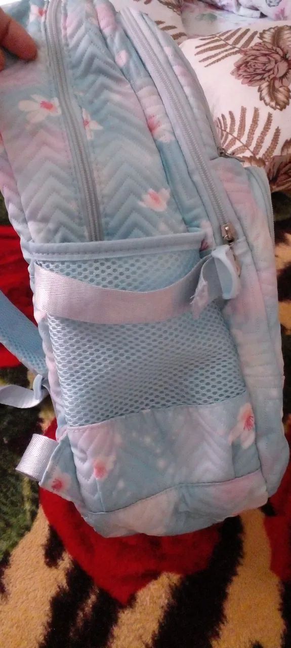 Mochila grande pouco uso - Foto 4
