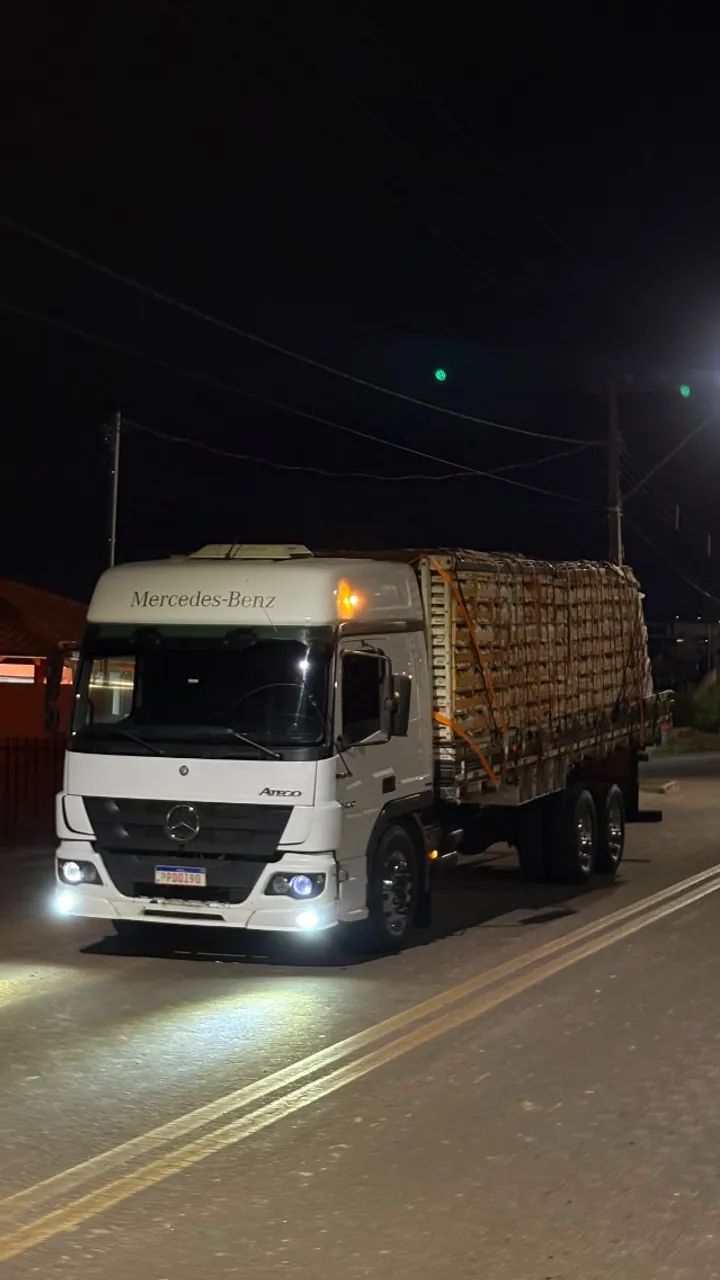 Caminhão Atego 2430 Mercedez - Foto 4