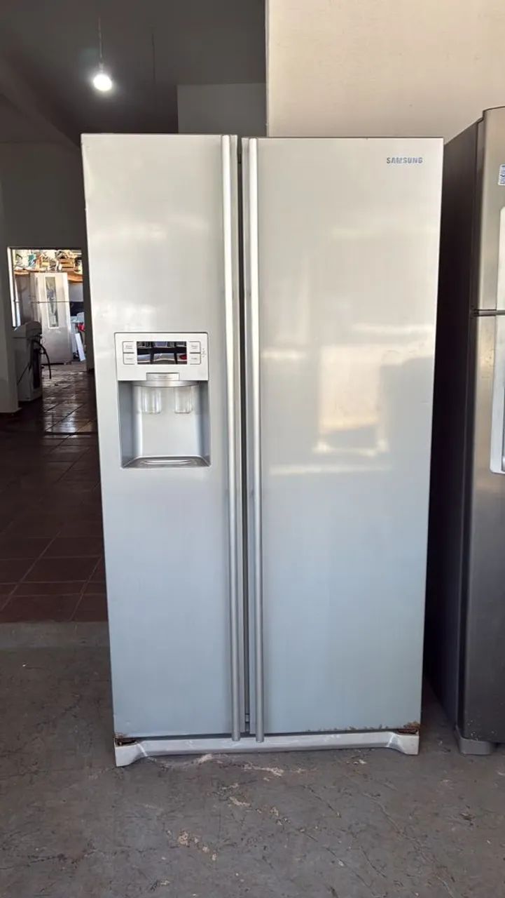 Geladeira máquina de lavar lava e secar e microondas  - Foto 4