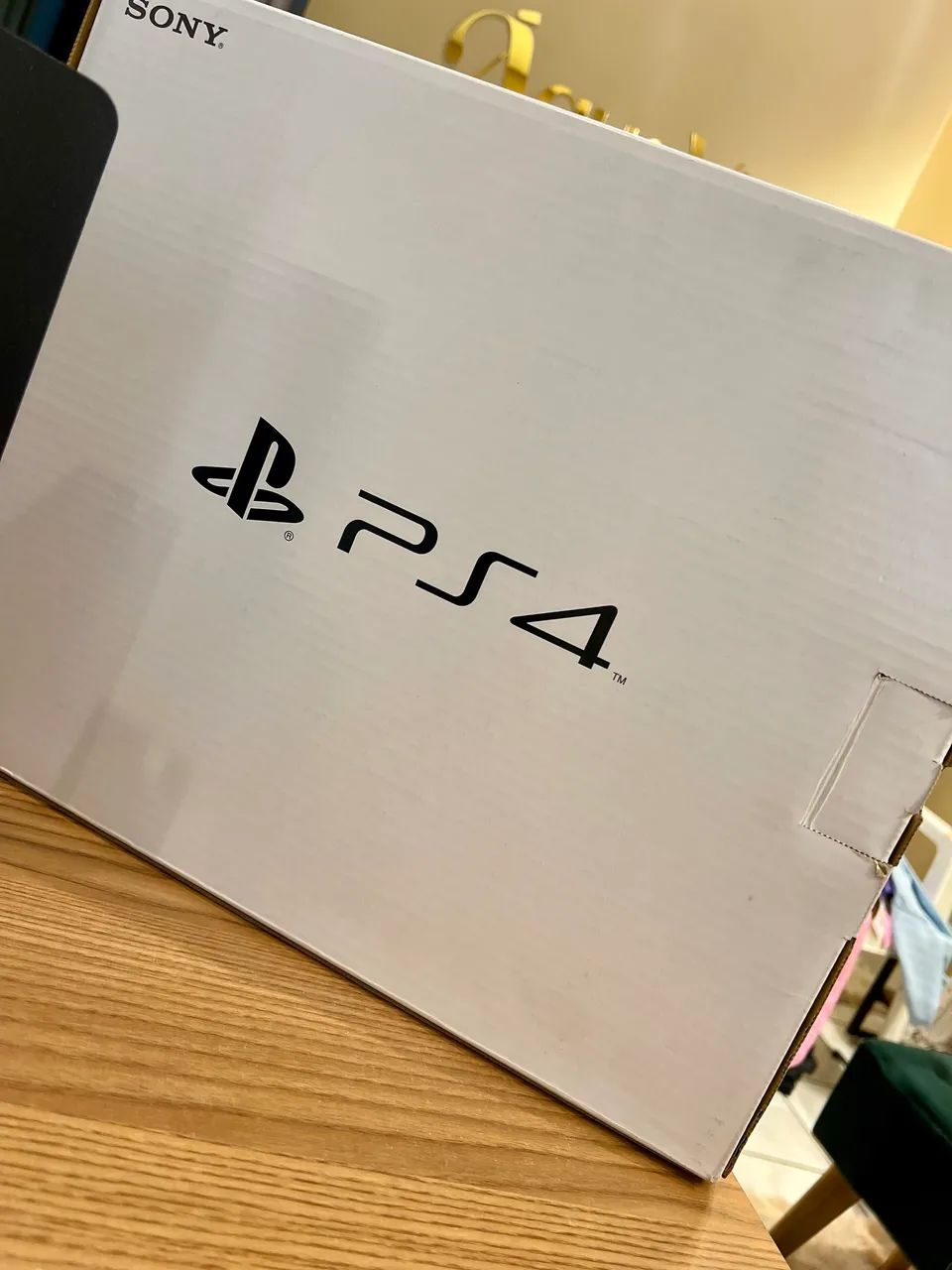 PlayStation 4 Slim 1TB com 1 Controle Original Impecável  - Foto 3